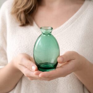 Mini Vaso Decorativo de Vidro Verde 12cm Liso